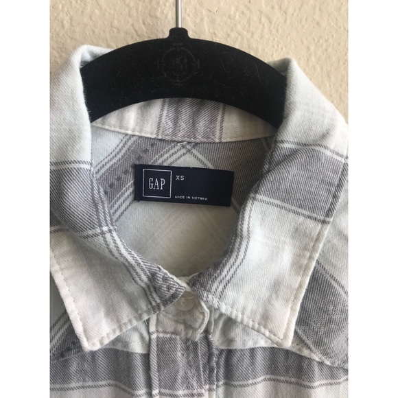 GAP Grey Plaid Button Up Flannel Shirt XS - Picture 2 of 3